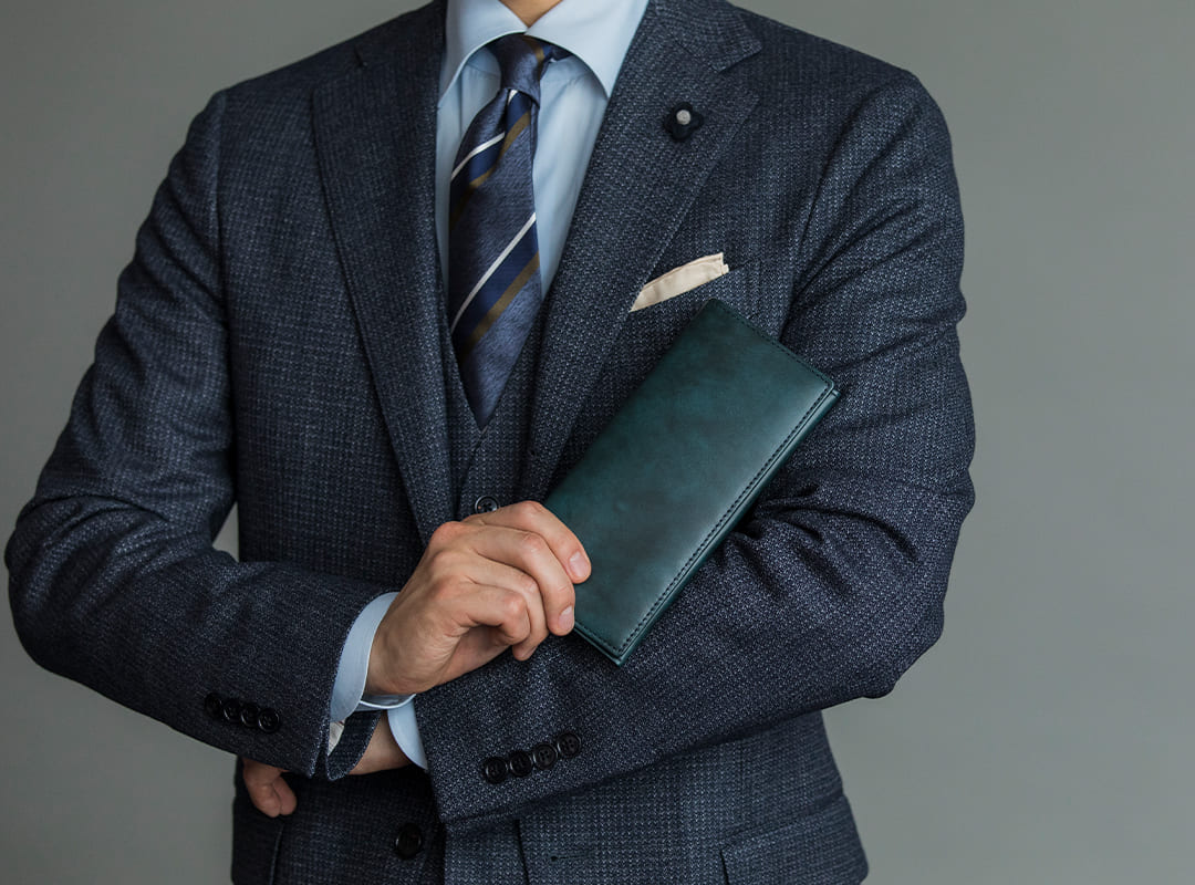 wallet_suit
